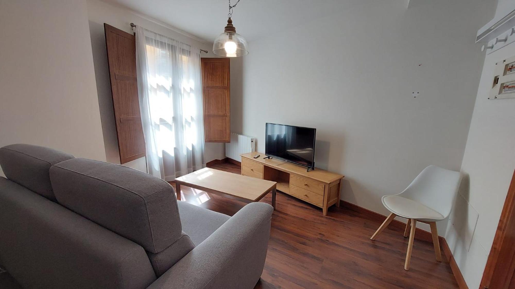 Palacio Real 2b Appartement